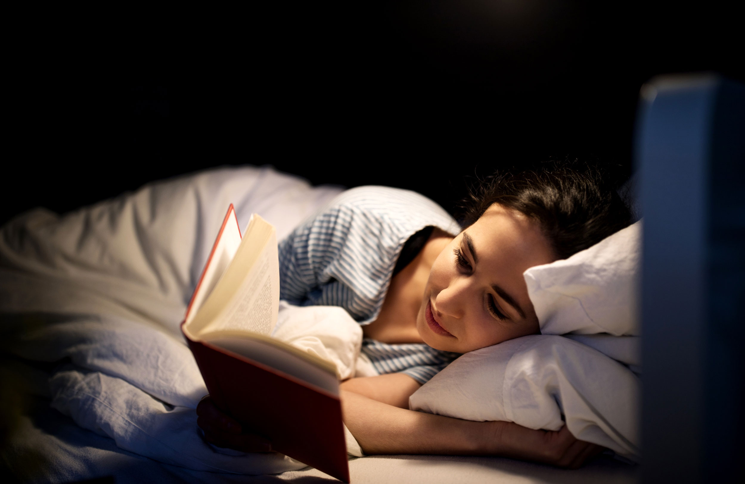 رابطه ی بین مطالعه ی کتاب و خواب سالم در افراد